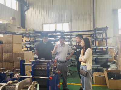 江蘇科技大學船舶方向碩士生導(dǎo)師進廠進行深入交流并達成長期合作意向
